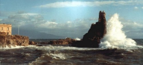 Darsena di Augusto nel Dicembre del 1979 vista da S. Lo Scoglio del Marzocco