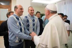 Papa Francesco incontra i detenuti di Pisa e Pianosa a Santa Marta