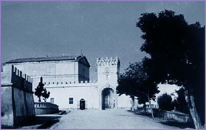 Pianosa - Ingresso del carcere 